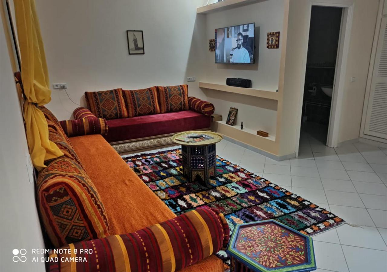 Appartement Julia Au Centre Ville Agadir Dans Residence Borj Dalat ภายนอก รูปภาพ
